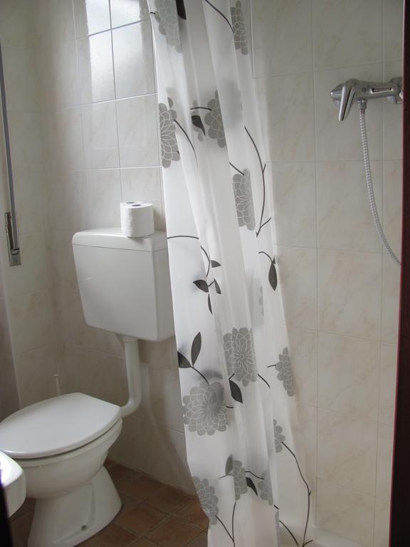Albergo La Genzianella Miasino Стая снимка